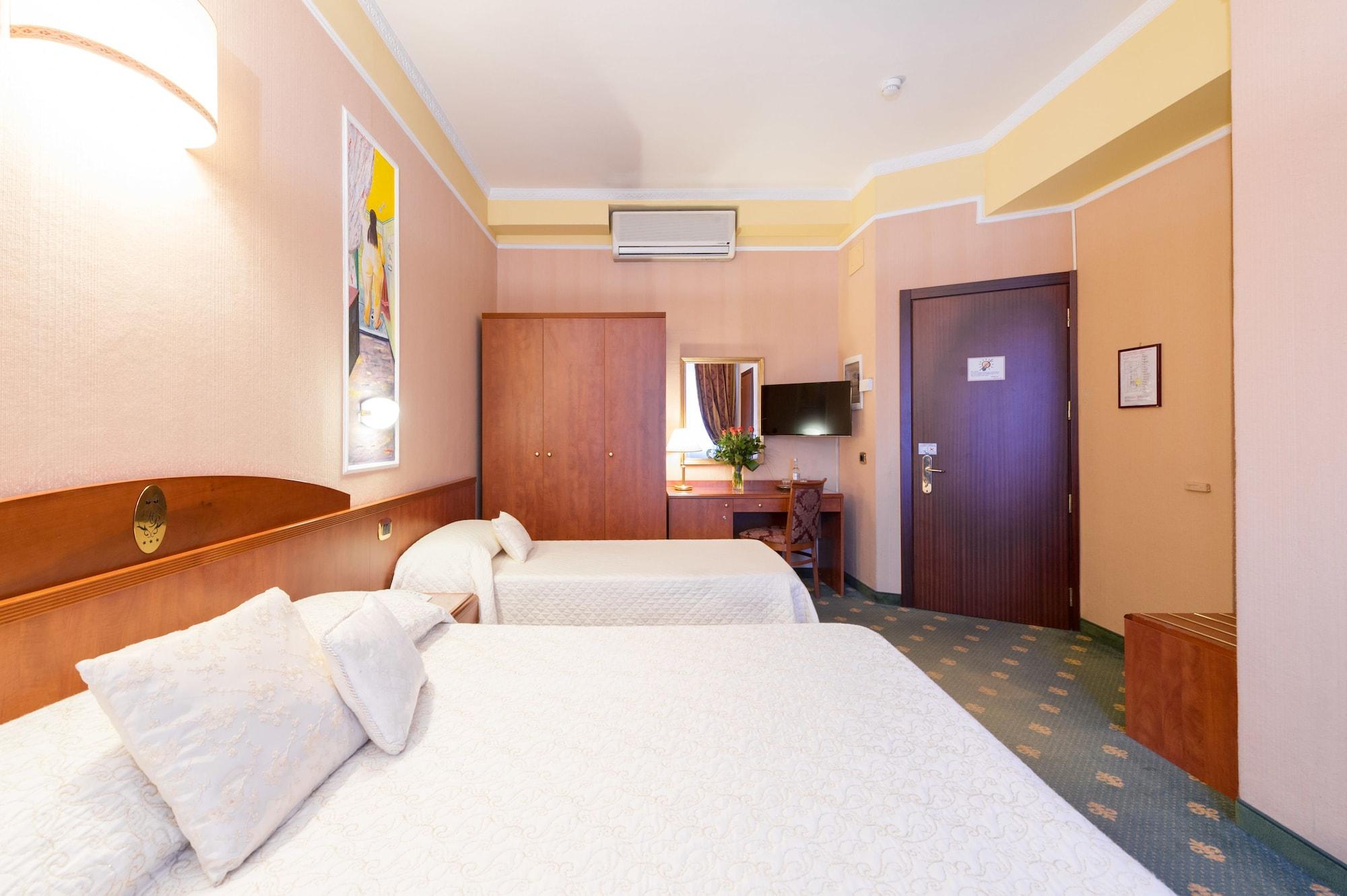 Boutique Hotel Puccini مونتيكاتيني تيرمي المظهر الخارجي الصورة