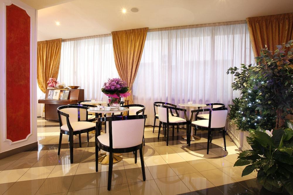 Boutique Hotel Puccini مونتيكاتيني تيرمي المظهر الخارجي الصورة